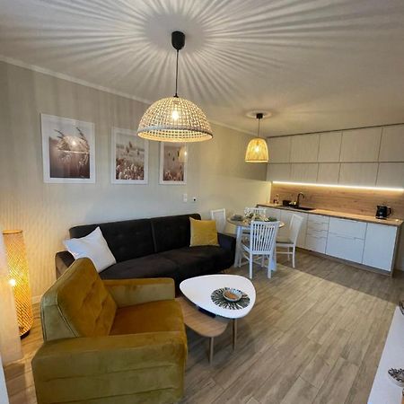 Apartament ยานตาร์ ภายนอก รูปภาพ