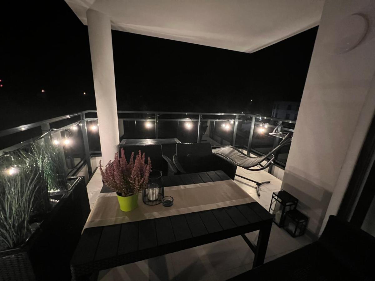 Apartament ยานตาร์ ภายนอก รูปภาพ